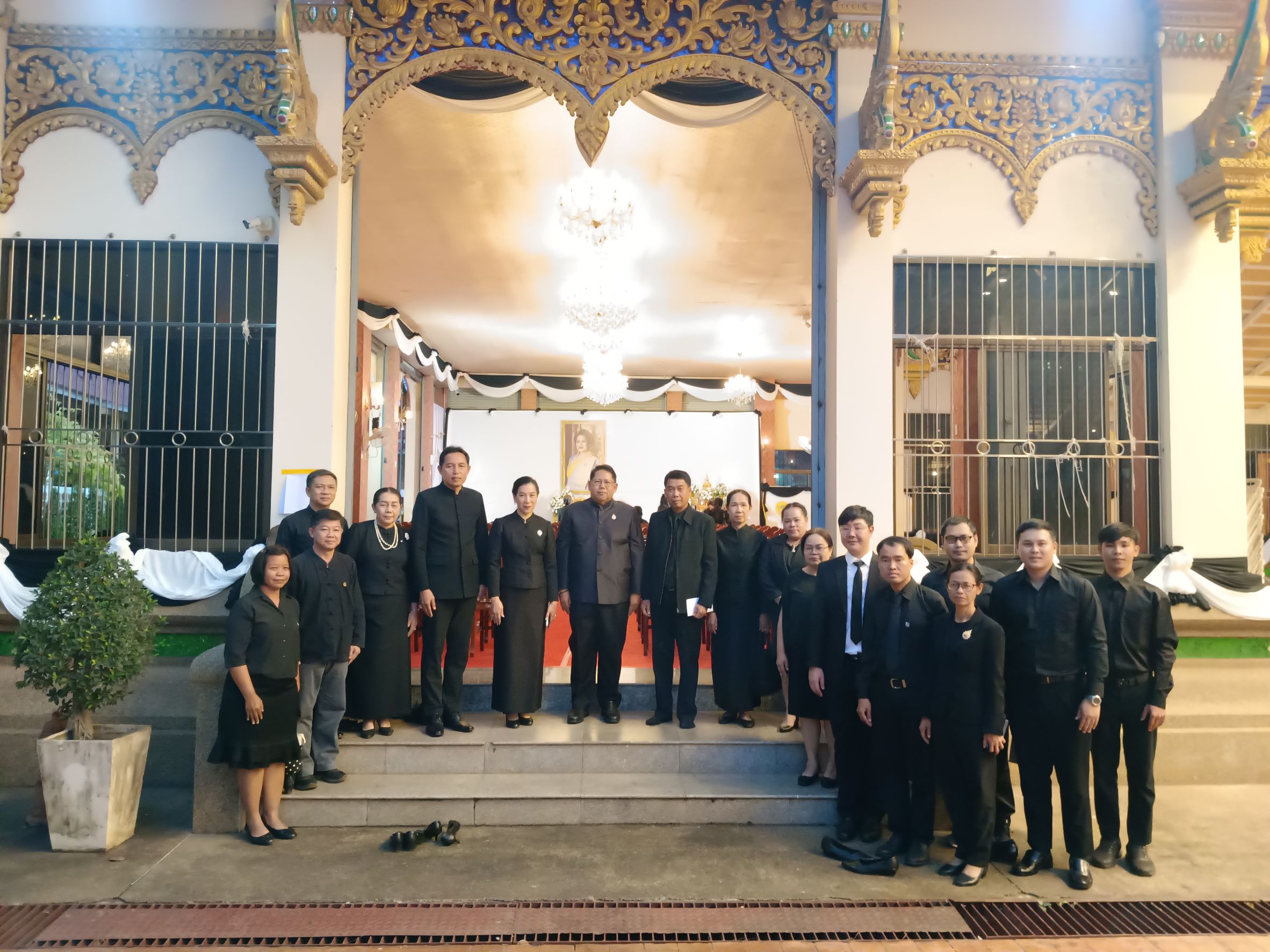 พช.หนองคาย ร่วมพิธีบำเพ็ญกุศลสวดพระอภิธรรมอุทิศถวายพระราชกุศลแด่ สมเด็จพระนางเจ้าสิริกิติ์ พระบรมราชินีนาถ พระบรมราชชนนีพันปีหลวง