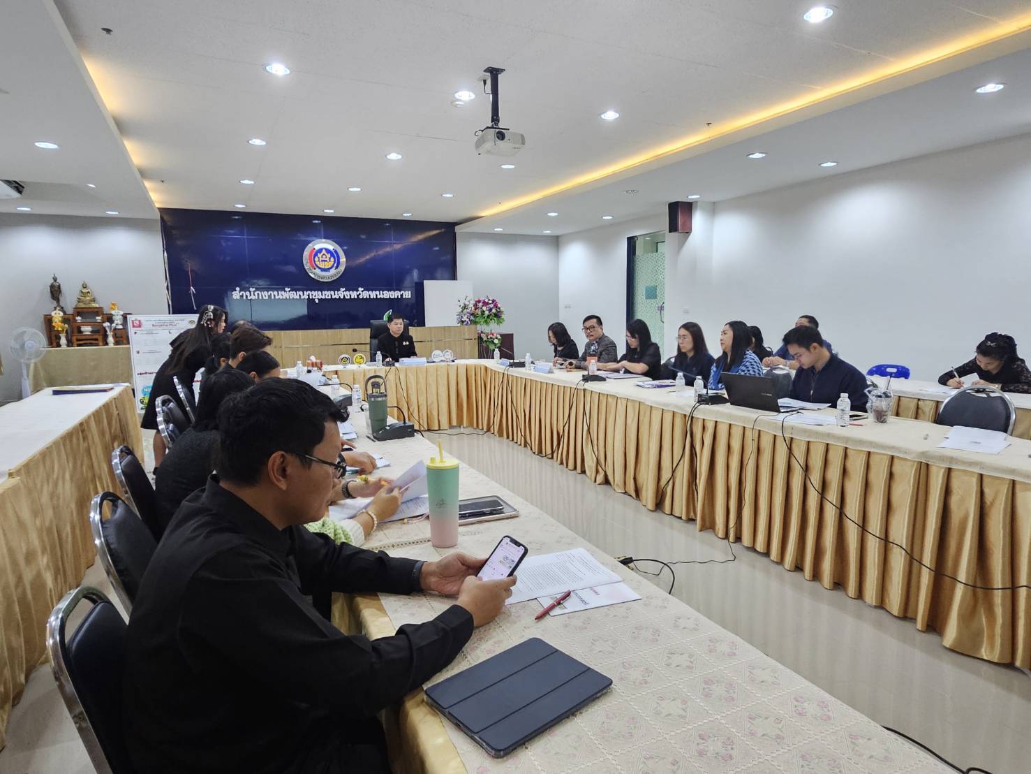 พช.หนองคาย จัดประชุมการประสานแผนการปฏิบัติราชการสำนักงานพัฒนาชุมชนจังหวัดหนองคาย ครั้งที่ 10/2568 พร้อมสร้างความรู้ความเข้าใจการใช้ CDD AI ผู้ช่วยอัจฉริยะยุคใหม่