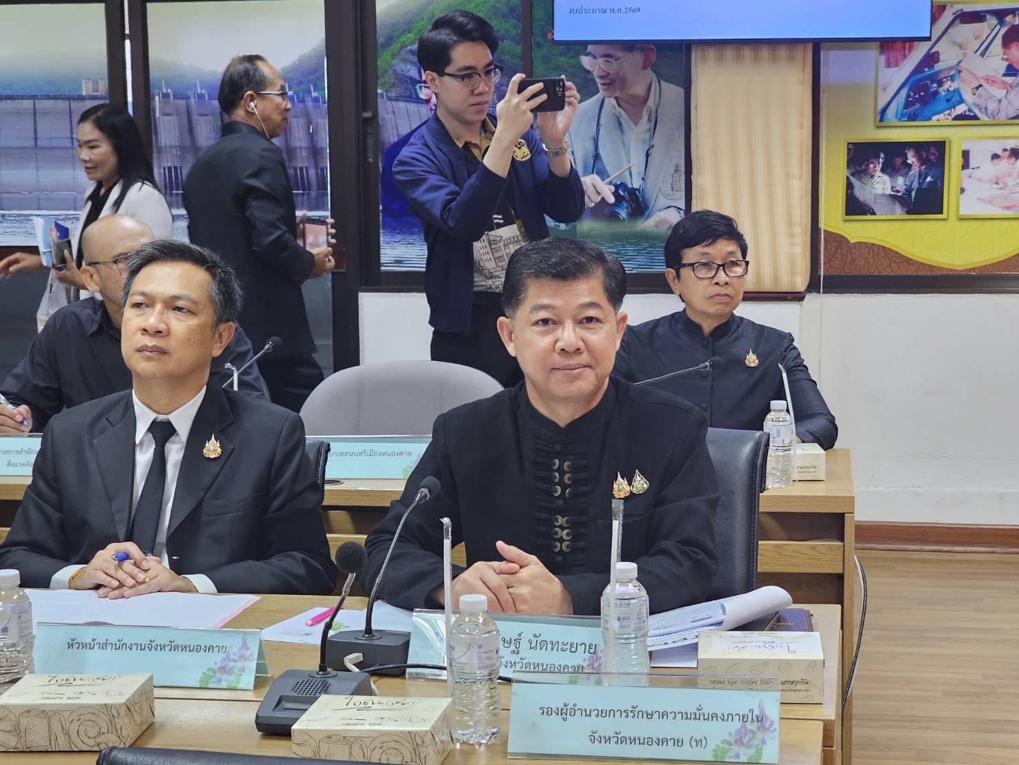 ศจพ.จ.หนองคาย ประชุมขับเคลื่อนการขจัดความยากจน ปี 2569 เดินหน้าขจัดความยากจน วางแนวทางพัฒนาคนทุกช่วงวัยอย่างยั่งยืน